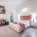 Residenza D'epoca Palazzo Riblet בית הארחה