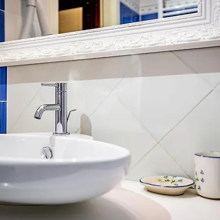Residenza D'epoca Palazzo Riblet Gasthuis 4*