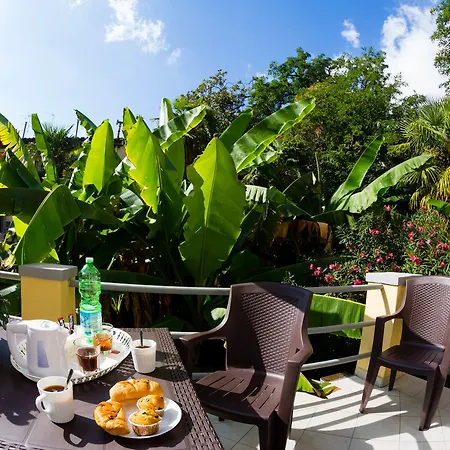 Gasthuis Residenza D'epoca Palazzo Riblet 4*