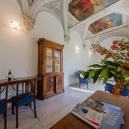 Residenza D'epoca Palazzo Riblet Affittacamere 3*